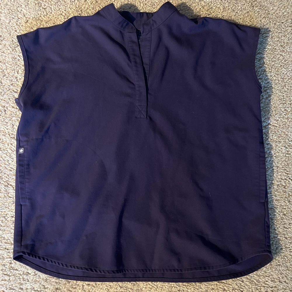 Women's Purple Shadow Rafaela - Oversized Scrub Top - Small/ Purple Shadow